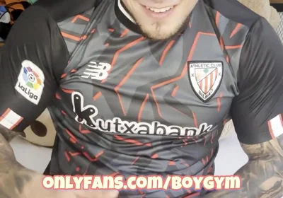 Football Player No Hands Cum