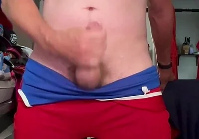 Jockdad87 Shoots a Load in His Wrestling Singlet