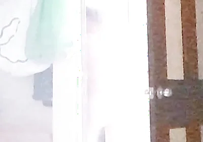 My Stepsister's Boyfriend Comes Back to Me for the Second Time in Secret