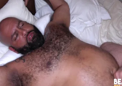 Tattooed Brooklyn Bear Fucked By - Black Sam And Sam Black