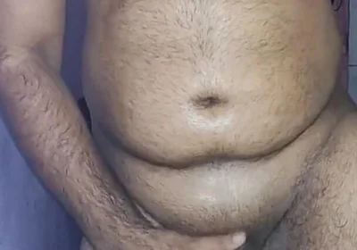Beefy Hairy Muscular Man Cumshot Video