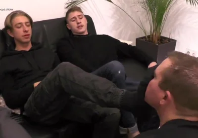 The spit and snot junky german sneaker masters