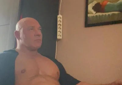 Long Wank Amateur Bodybuilder
