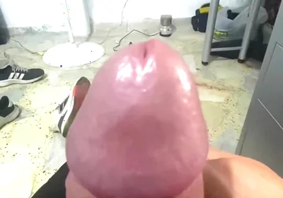 Has Visto Una Verga Tan Dura?