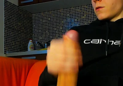 18's Horny Solo Cum Play Adventure