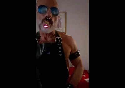 Skindad Gar Lighting