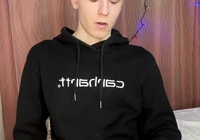 Twink Prostate Tingles During Intense Solo Hand Pump