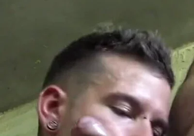 Slut creampied by XXL COKC in exhibit place cruising