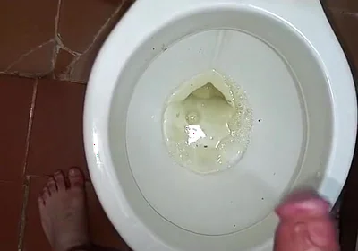 Compilation of Horny Twinks Peeing and Masturbating