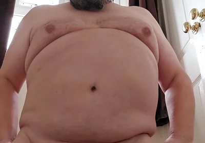 Kneeling Nude Wank to Camera