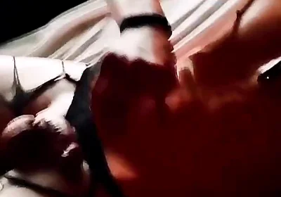 Transvestite Solo Boy